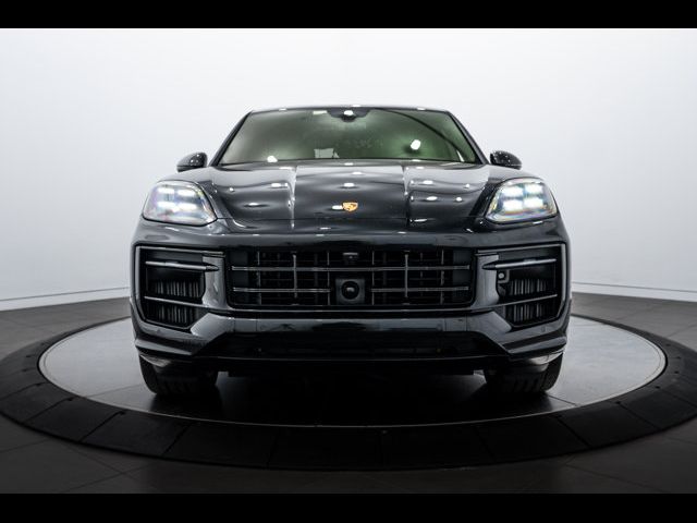 2025 Porsche Cayenne GTS