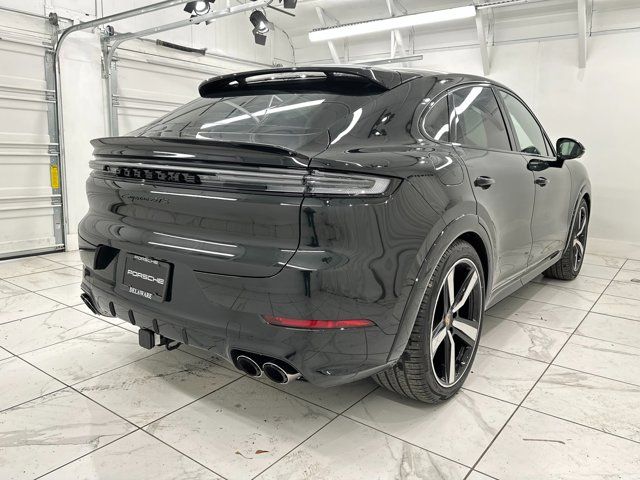 2025 Porsche Cayenne GTS