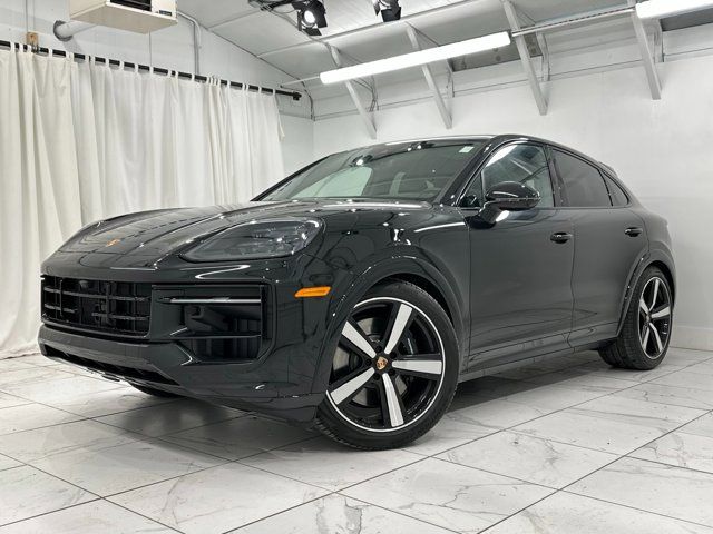 2025 Porsche Cayenne GTS