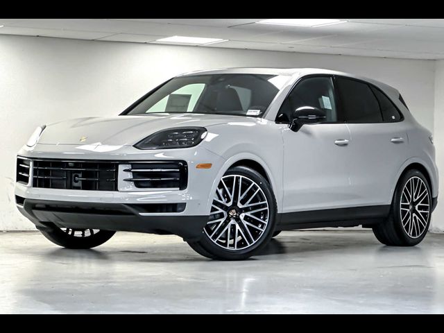 2025 Porsche Cayenne S