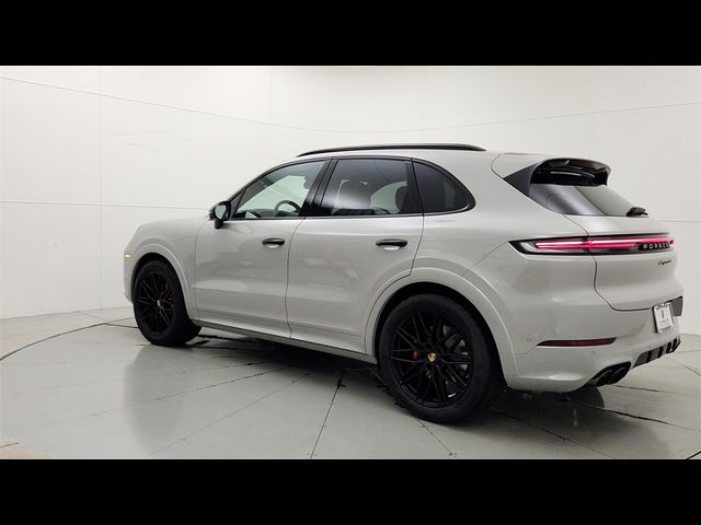 2025 Porsche Cayenne S