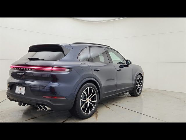 2025 Porsche Cayenne S