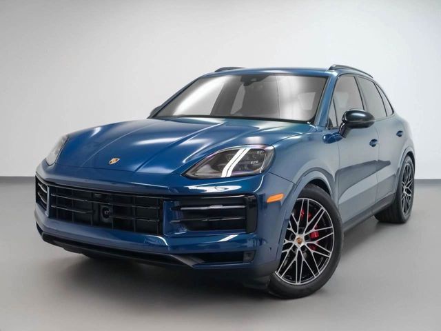 2025 Porsche Cayenne S