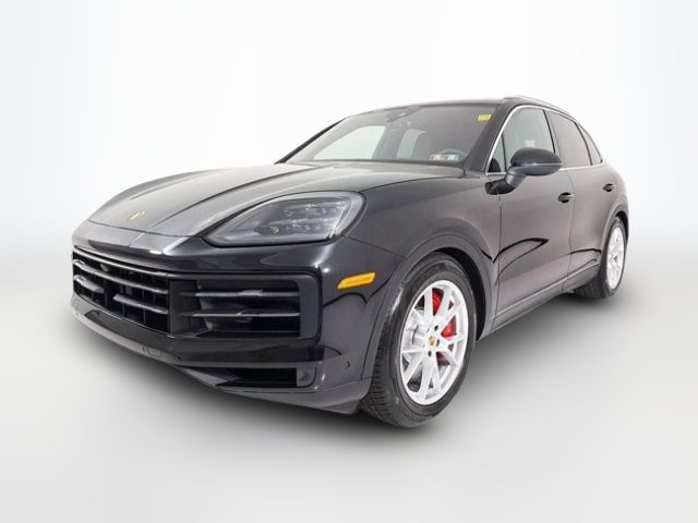 2025 Porsche Cayenne S