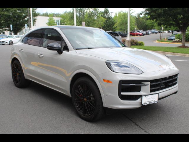 2025 Porsche Cayenne S