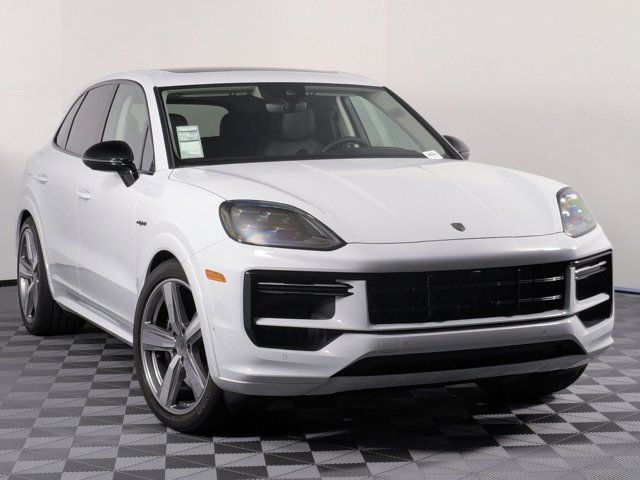 2025 Porsche Cayenne Turbo E-Hybrid