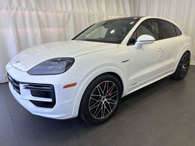 2025 Porsche Cayenne Turbo E-Hybrid