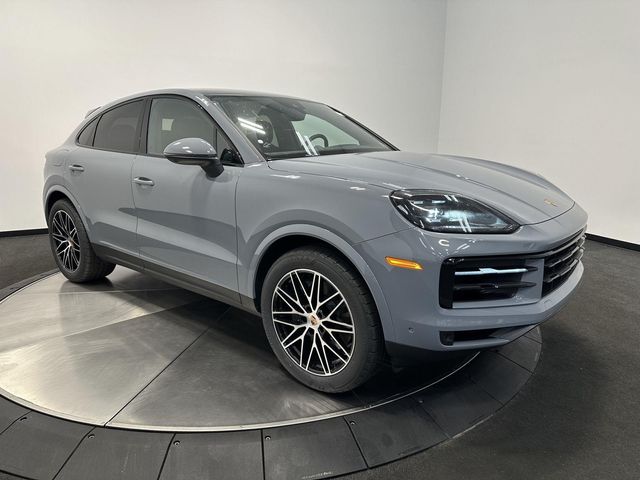 2025 Porsche Cayenne Base