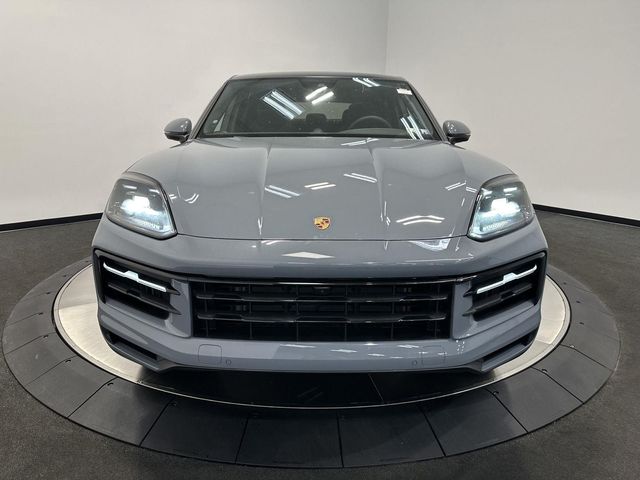 2025 Porsche Cayenne Base