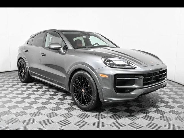 2025 Porsche Cayenne Base