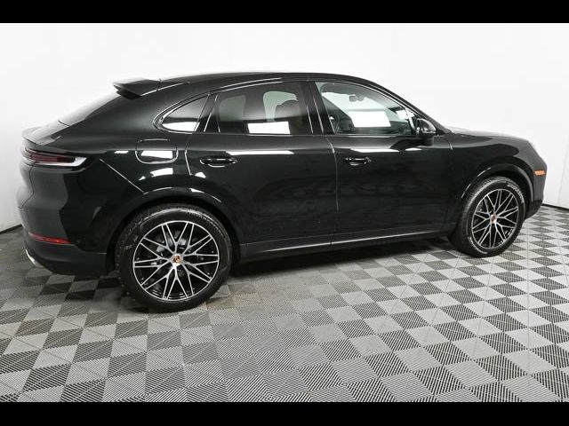 2025 Porsche Cayenne Base
