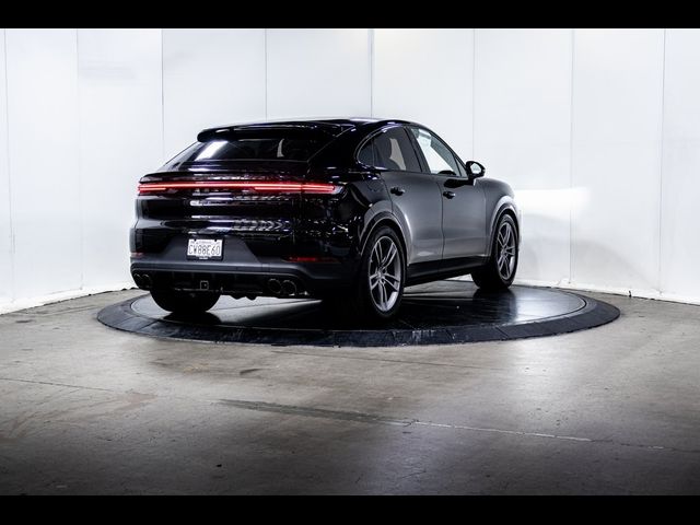 2025 Porsche Cayenne Base