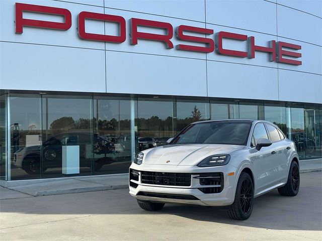 2025 Porsche Cayenne Base