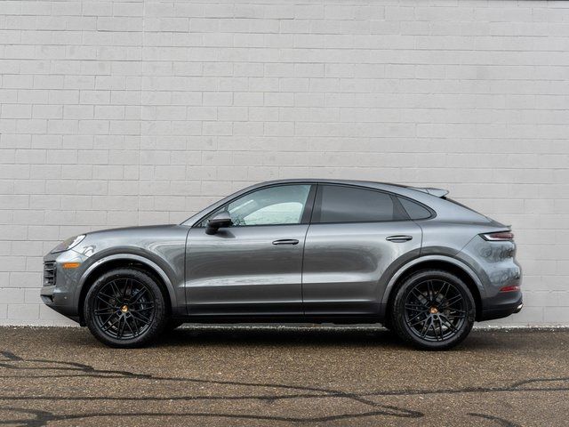 2025 Porsche Cayenne Base