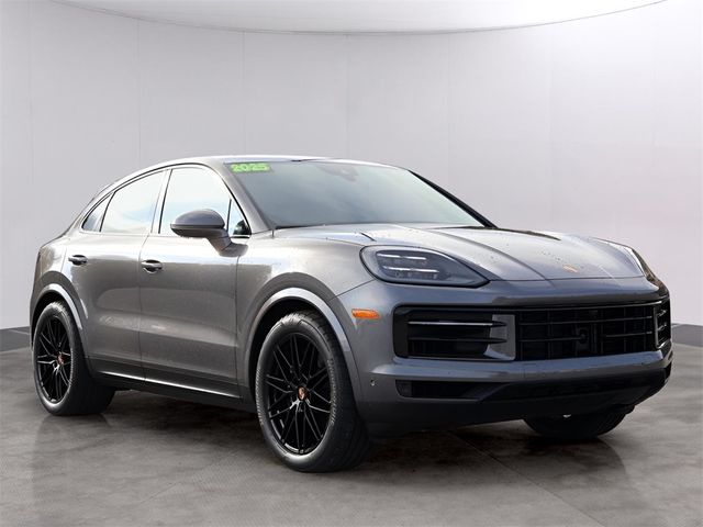 2025 Porsche Cayenne Base