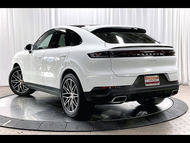 2025 Porsche Cayenne Base