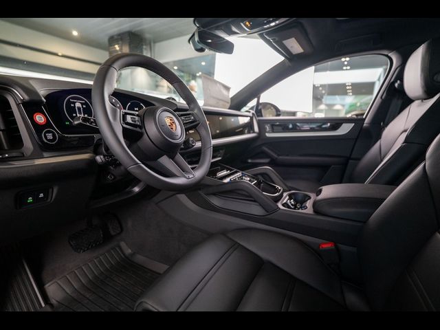 2025 Porsche Cayenne Base