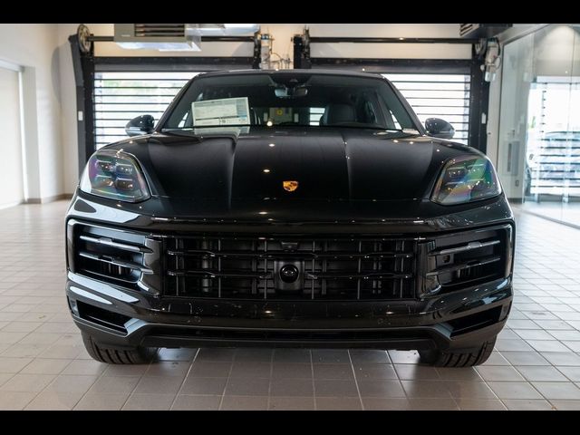 2025 Porsche Cayenne Base