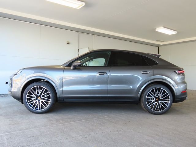 2025 Porsche Cayenne Base