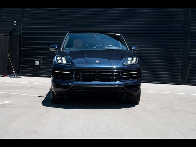 2025 Porsche Cayenne Base