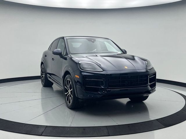 2025 Porsche Cayenne Base