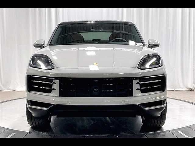 2025 Porsche Cayenne Base