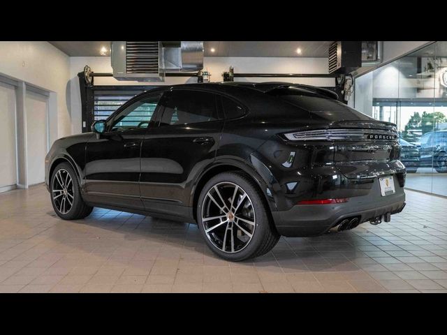 2025 Porsche Cayenne Base