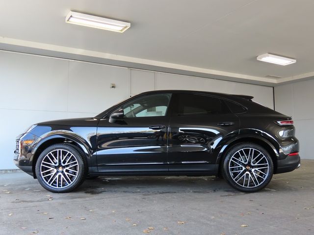 2025 Porsche Cayenne Base