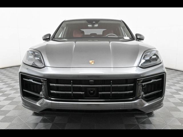 2025 Porsche Cayenne GTS