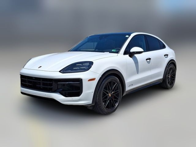 2025 Porsche Cayenne GTS