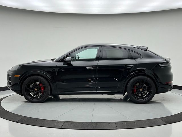 2025 Porsche Cayenne GTS