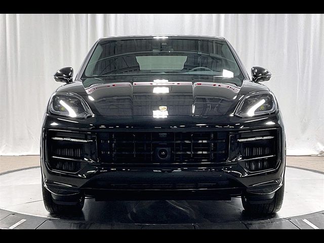 2025 Porsche Cayenne GTS