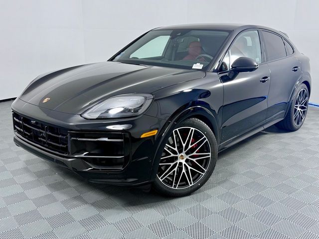 2025 Porsche Cayenne GTS