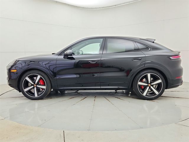 2025 Porsche Cayenne GTS