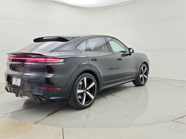 2025 Porsche Cayenne GTS