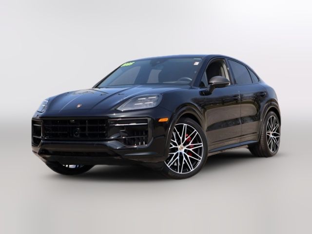 2025 Porsche Cayenne GTS