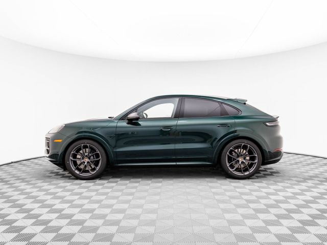 2025 Porsche Cayenne GTS