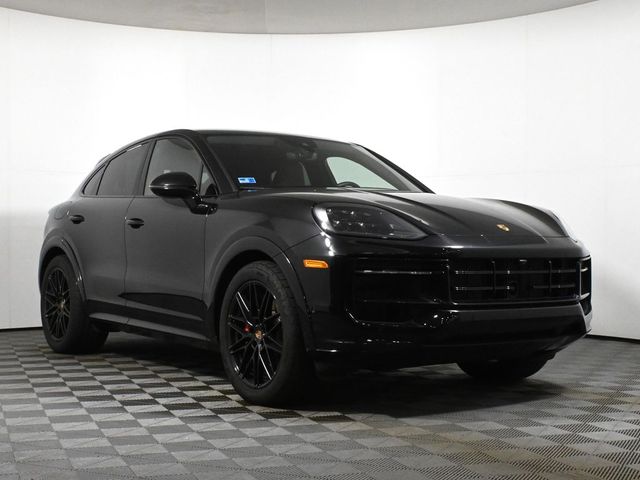 2025 Porsche Cayenne S