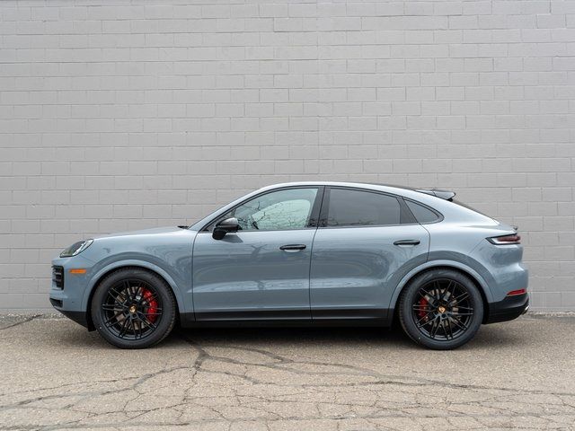 2025 Porsche Cayenne S
