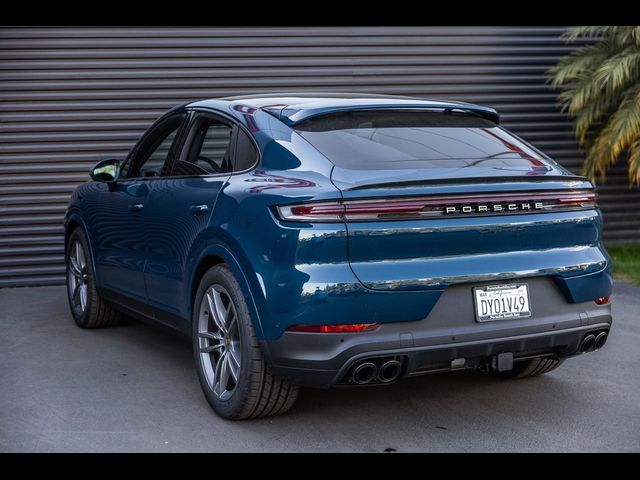 2025 Porsche Cayenne S