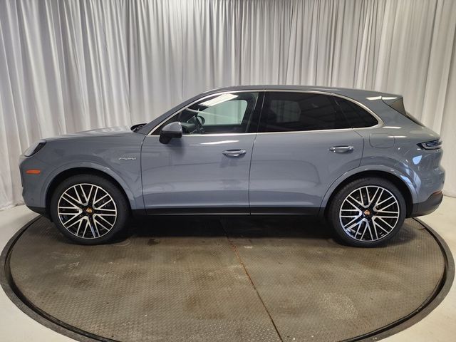 2025 Porsche Cayenne E-Hybrid Base