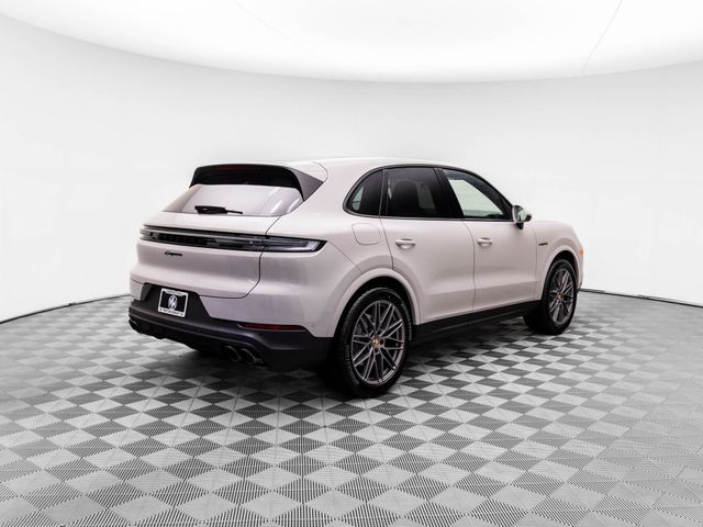 2025 Porsche Cayenne E-Hybrid Base