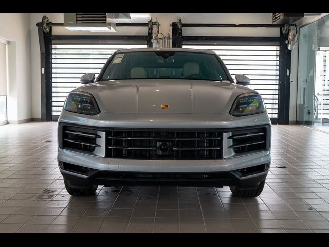 2025 Porsche Cayenne E-Hybrid Base