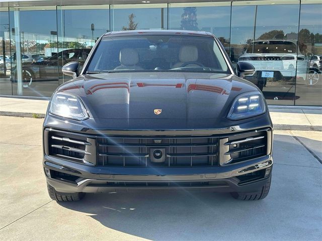 2025 Porsche Cayenne E-Hybrid Base