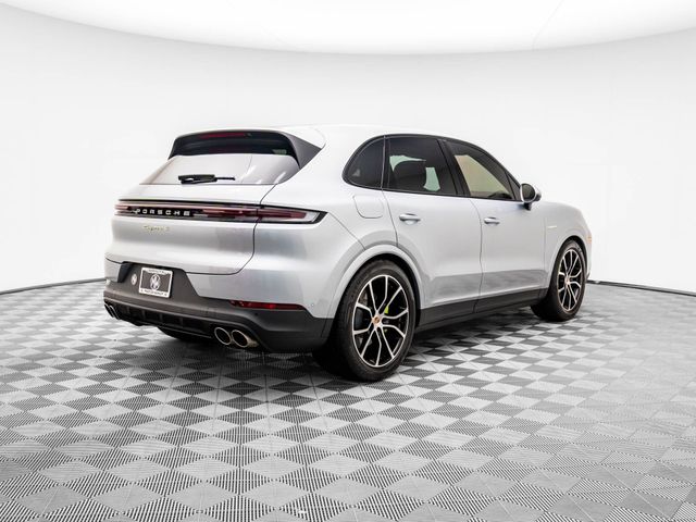 2025 Porsche Cayenne E-Hybrid S