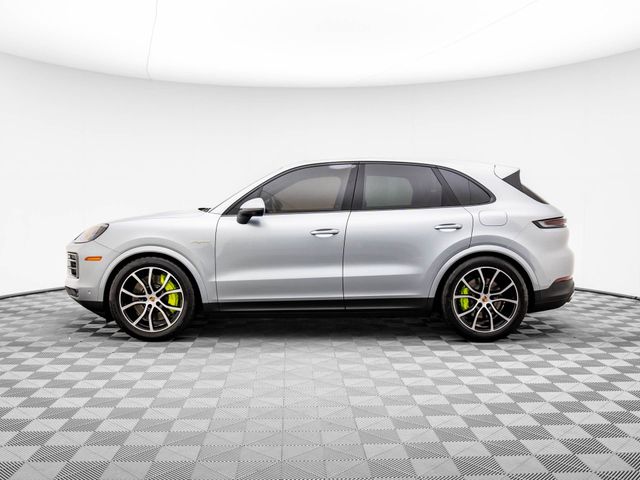 2025 Porsche Cayenne E-Hybrid S