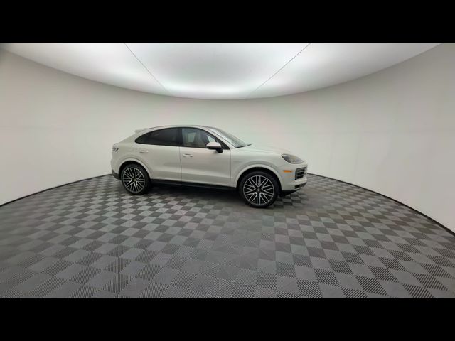 2025 Porsche Cayenne E-Hybrid Base