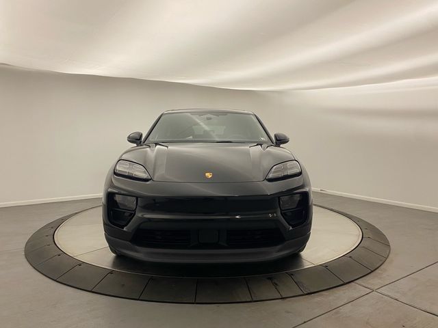 2025 Porsche Macan Electric 4