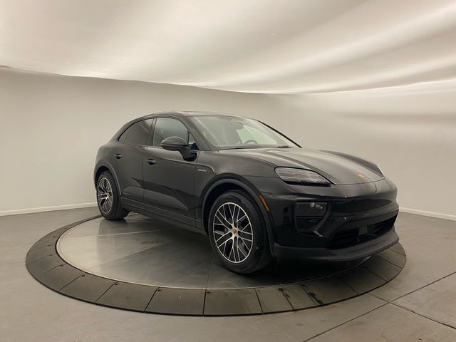 2025 Porsche Macan Electric 4