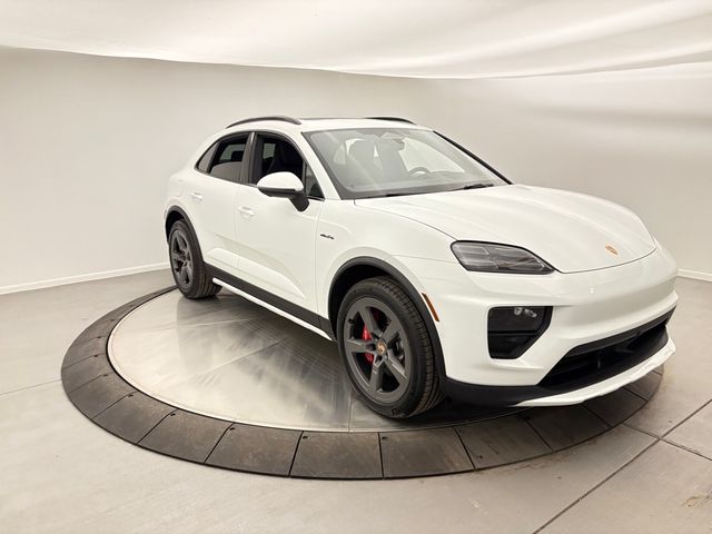 2025 Porsche Macan Electric 4S